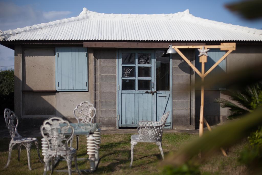 Choonhee Pension Jeju Exteriör bild