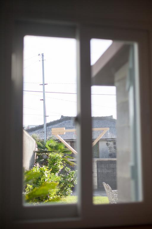 Choonhee Pension Jeju Exteriör bild